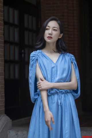韩雪蓝色连身裙优雅写真图片